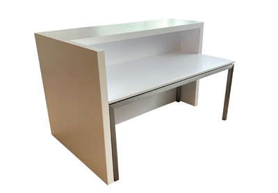 Empfangstheke mit Bürotisch Willkommen